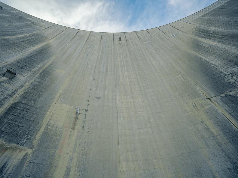 Image 0 - Sport climbing - Luzzone Dam